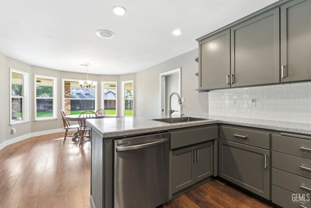 13201 Meacham Road, Bakersfield, CA 93314