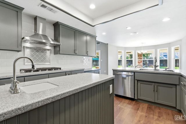 13201 Meacham Road, Bakersfield, CA 93314