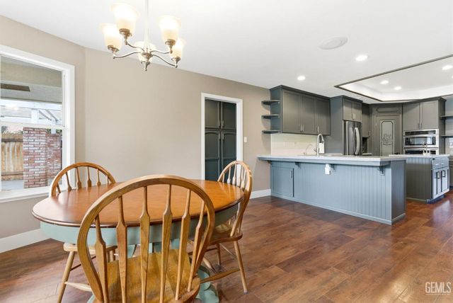 13201 Meacham Road, Bakersfield, CA 93314