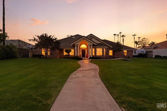 13201 Meacham Road, Bakersfield, CA 93314