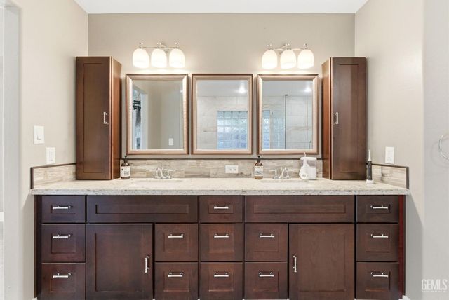 13201 Meacham Road, Bakersfield, CA 93314