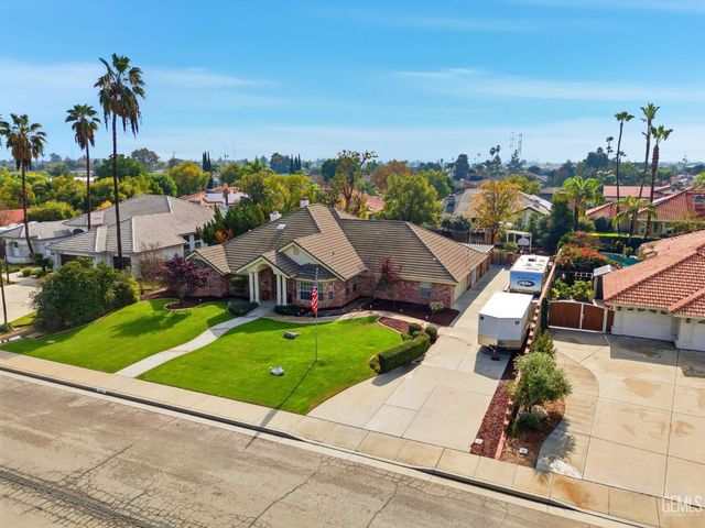 13201 Meacham Road, Bakersfield, CA 93314