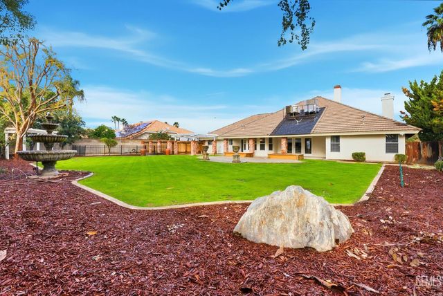 13201 Meacham Road, Bakersfield, CA 93314