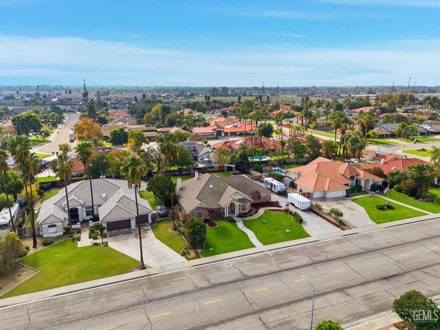 13201 Meacham Road, Bakersfield, CA 93314