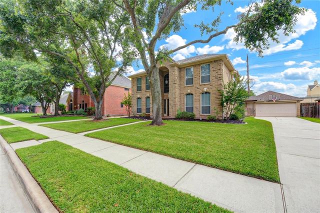 2227 Country Mile Lane, Richmond, TX 77406