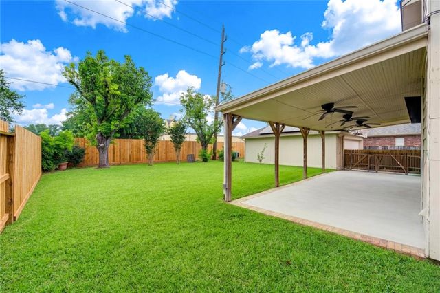 2227 Country Mile Lane, Richmond, TX 77406