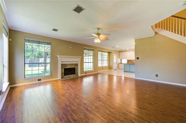 2227 Country Mile Lane, Richmond, TX 77406
