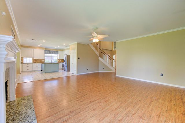 2227 Country Mile Lane, Richmond, TX 77406