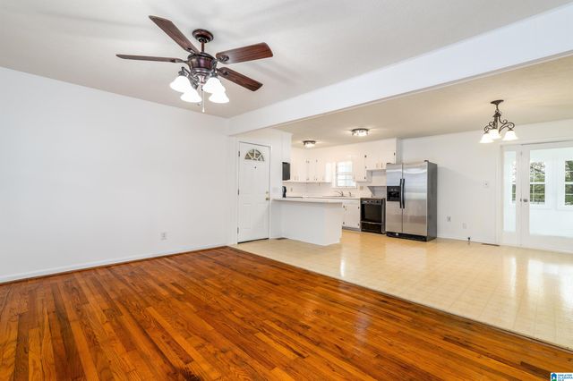 460 PINEVIEW CIRCLE, Blountsville, AL 35031