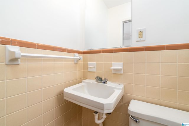 460 PINEVIEW CIRCLE, Blountsville, AL 35031