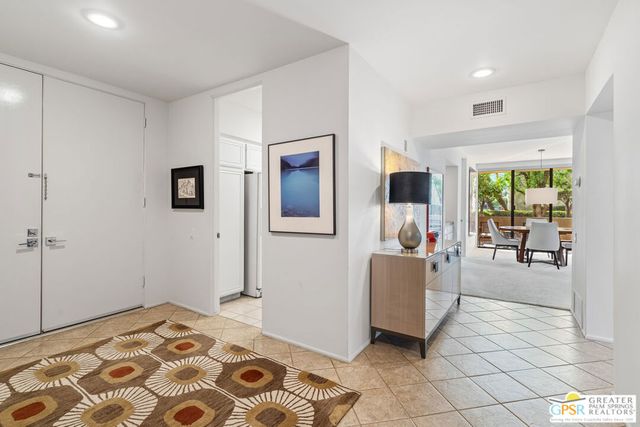 2454 E Palm Canyon Drive 1A, Palm Springs, CA 92264