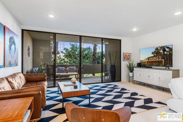 2454 E Palm Canyon Drive 1A, Palm Springs, CA 92264