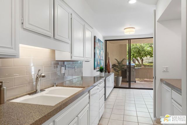 2454 E Palm Canyon Drive 1A, Palm Springs, CA 92264