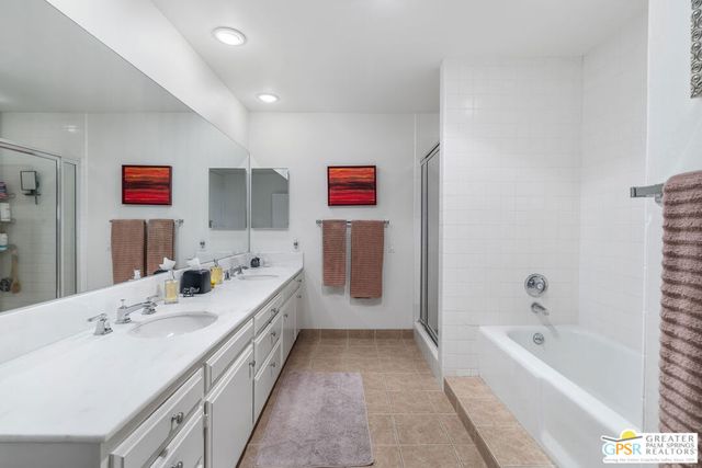 2454 E Palm Canyon Drive 1A, Palm Springs, CA 92264