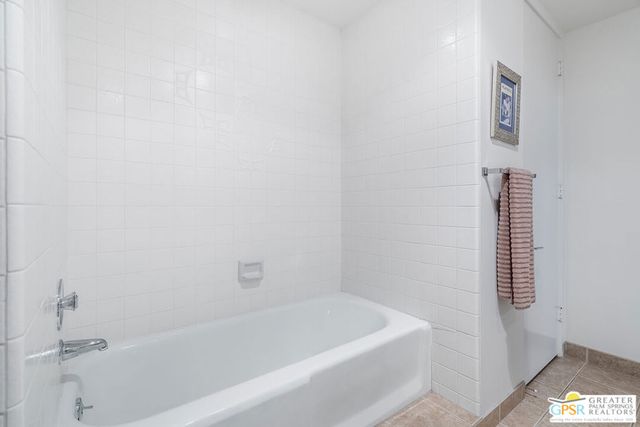 2454 E Palm Canyon Drive 1A, Palm Springs, CA 92264