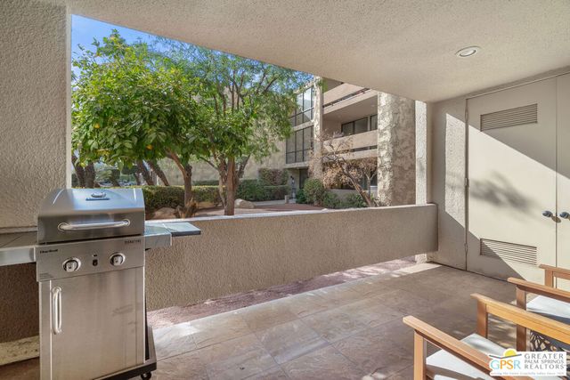 2454 E Palm Canyon Drive 1A, Palm Springs, CA 92264