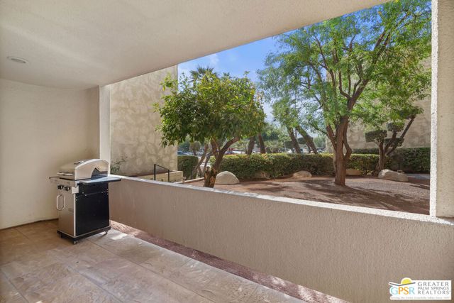 2454 E Palm Canyon Drive 1A, Palm Springs, CA 92264