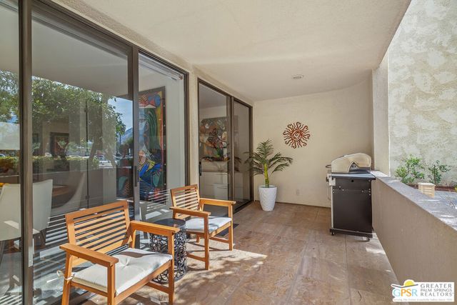 2454 E Palm Canyon Drive 1A, Palm Springs, CA 92264