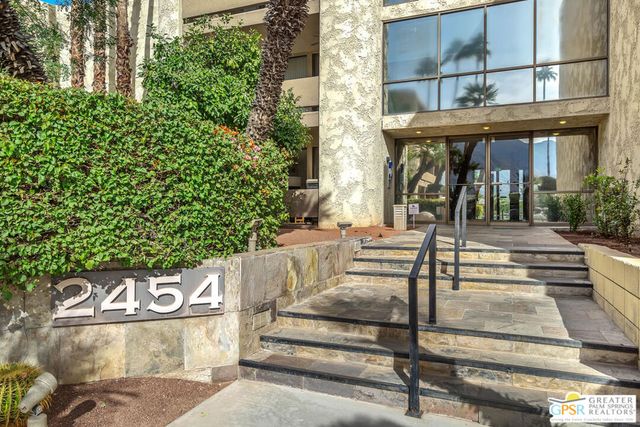 2454 E Palm Canyon Drive 1A, Palm Springs, CA 92264