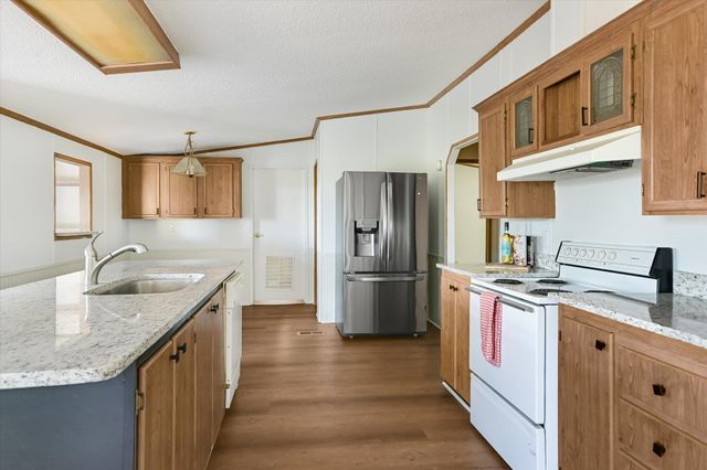 217 Rousey ST, Canyon Lake, TX 78133