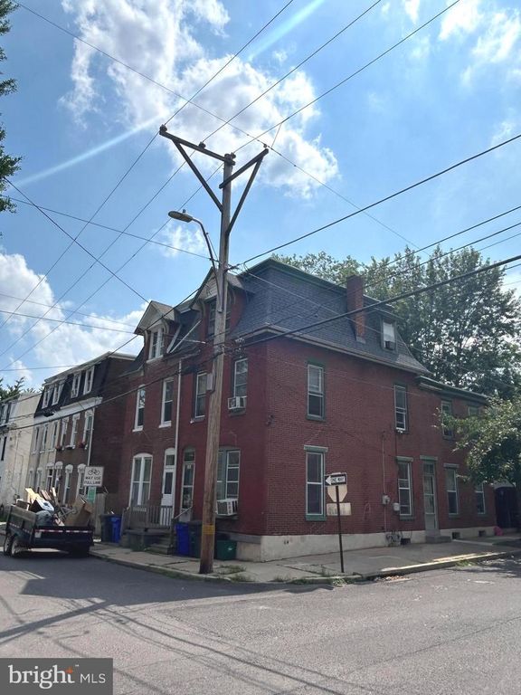 151 S FRANKLIN ST, Pottstown, PA 19464