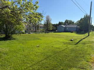 2160 Howard Avenue, Downers Grove, IL 60515