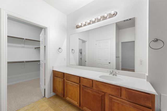 575 S Virginia Hills Drive 1106, Mckinney, TX 75072