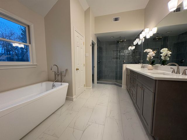 7446 PYRON OAKS CV, Germantown, TN 38138