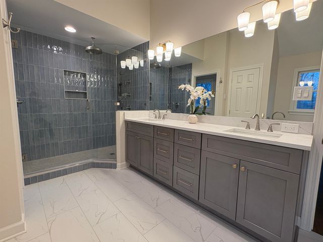 7446 PYRON OAKS CV, Germantown, TN 38138