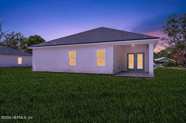 18 BITTERROOT Avenue, Middleburg, FL 32068