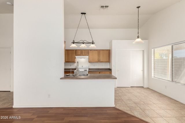 727 E LONG Avenue, Buckeye, AZ 85326