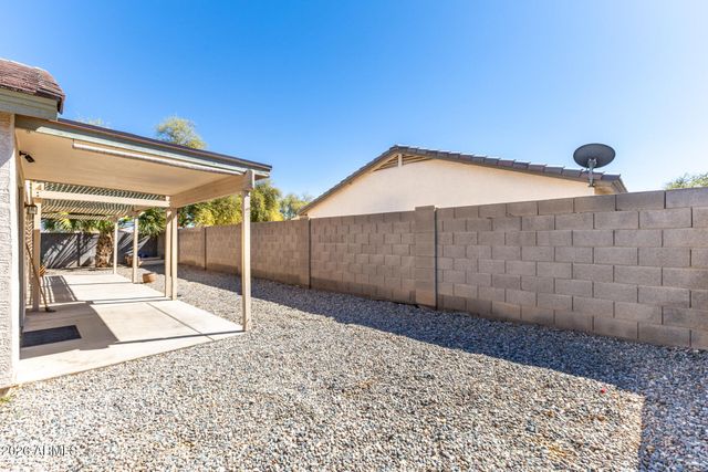 727 E LONG Avenue, Buckeye, AZ 85326