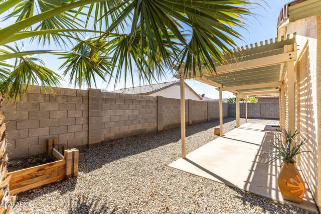 727 E LONG Avenue, Buckeye, AZ 85326