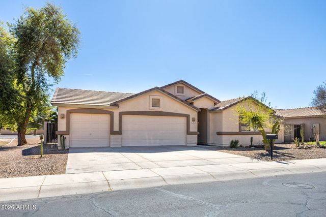 727 E LONG Avenue, Buckeye, AZ 85326