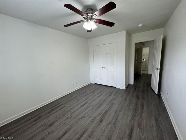 4050 Heather View Lane, Winston-salem, NC 27127