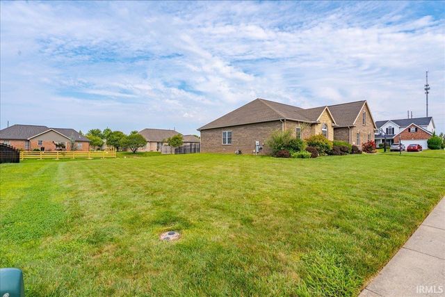 2833 Zachery Court, Newburgh, IN 47630