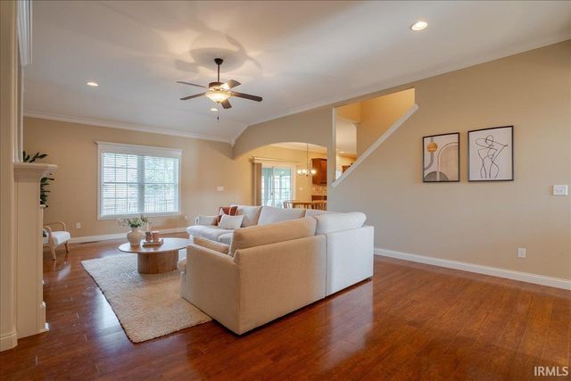 2833 Zachery Court, Newburgh, IN 47630