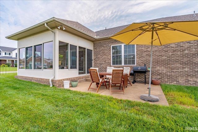2833 Zachery Court, Newburgh, IN 47630