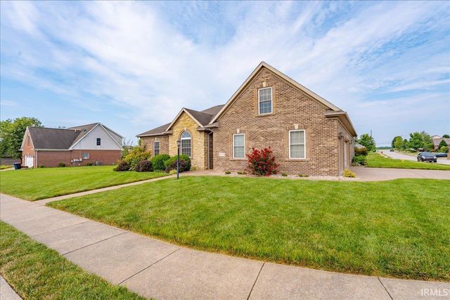 2833 Zachery Court, Newburgh, IN 47630