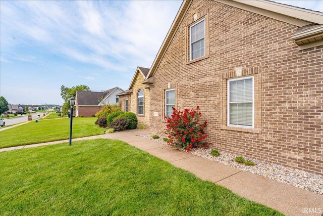 2833 Zachery Court, Newburgh, IN 47630