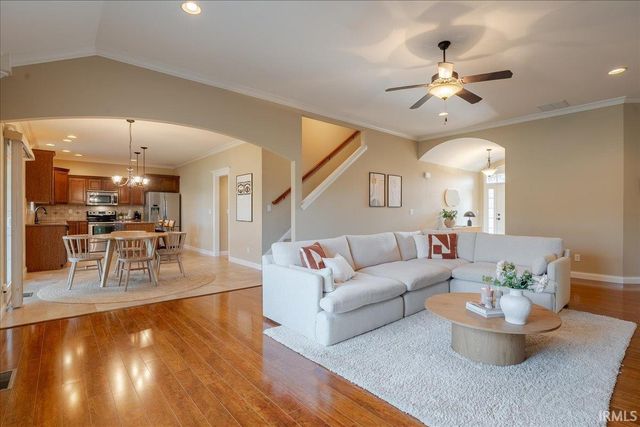 2833 Zachery Court, Newburgh, IN 47630