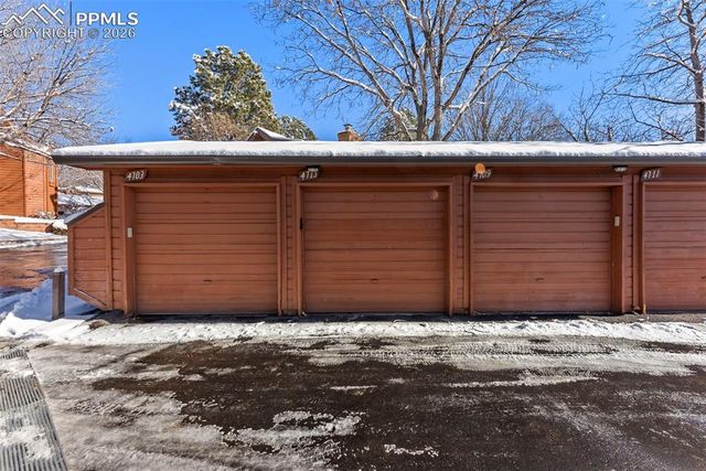 4713 Daybreak Circle, Colorado Springs, CO 80917