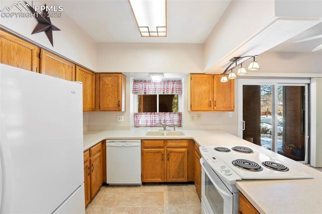 4713 Daybreak Circle, Colorado Springs, CO 80917