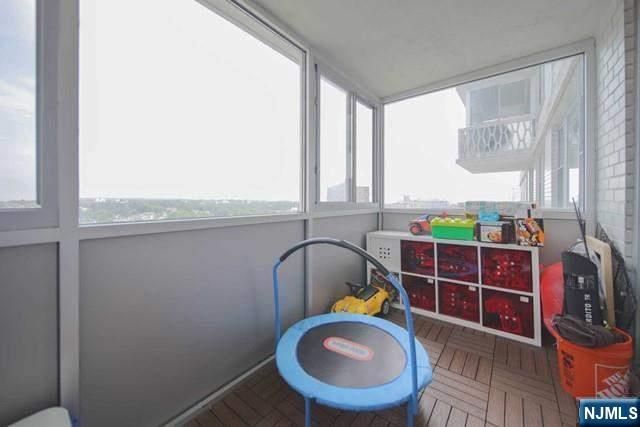 2100 Linwood Avenue 17T, Fort Lee, NJ 07024