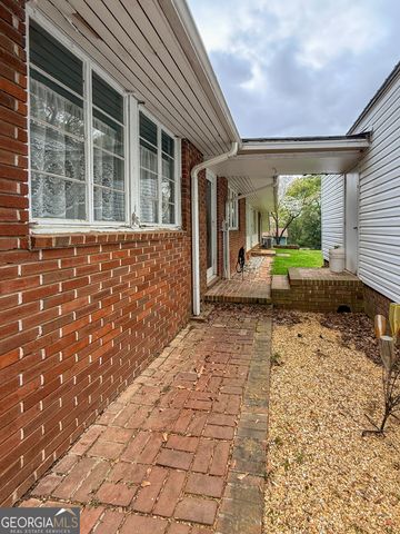 609 Oakcrest Drive, Rockmart, GA 30153