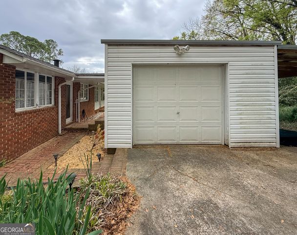 609 Oakcrest Drive, Rockmart, GA 30153