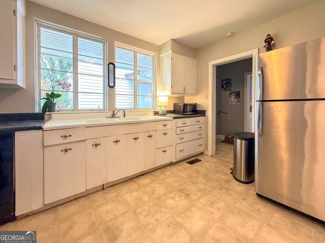 609 Oakcrest Drive, Rockmart, GA 30153