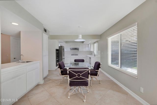 30120 Amelia Drive, Agoura Hills, CA 91301