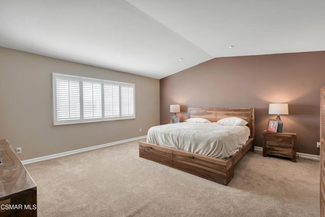 30120 Amelia Drive, Agoura Hills, CA 91301