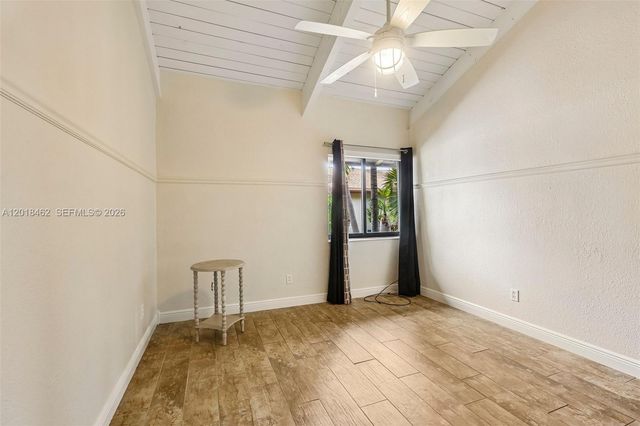 2731 S Parkview Dr, Hallandale Beach, FL 33009